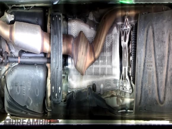 ✅ 2016 BMW 3 Series 328i • VIN: WBA8E9G54GNT43852 • Lot: 93450285. Wystawiony na Copart z przebiegiem 162 091 mil. Bezpłatny archiwum sprzedaży aukcyjnych z USA i szczegółowy raport historii pojazdu na DreamBid. Zdjęcie 13.