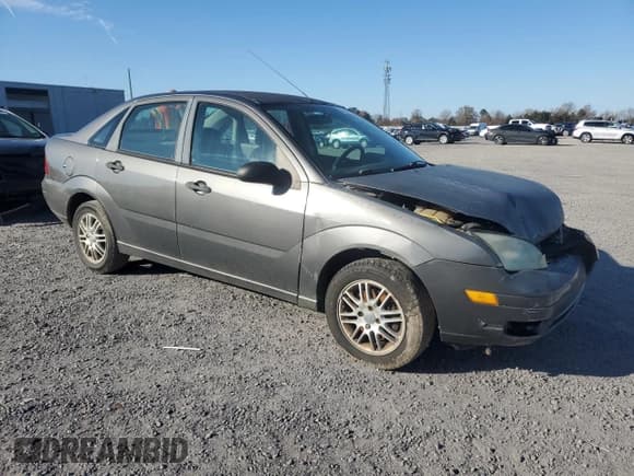✅ 2007 Ford Focus S • VIN: 1FAHP34N87W197177 • Lot: 92315605. Listed on Copart with 109,362 mi. Free auction sales archive from the USA and detailed vehicle history report at DreamBid. Image 4.
