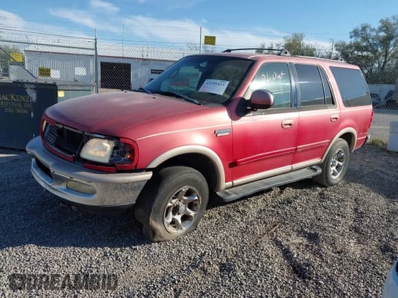 ✅ 1997 Ford Expedition XLT • VIN: 1FMFU18L8VLC38554 • Лот: 43289413. Опубликован ранее на IAAI с пробегом 284 571 миль. Бесплатный доступ к архиву аукционных продаж из США и подробный отчёт об истории автомобиля на DreamBid. Изображение 2.