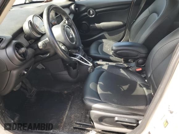 ✅ 2017 MINI Hardtop 4 Door Cooper • VIN: WMWXU1C38H2F78295 • Лот: 87461535. Опубликован ранее на Copart с пробегом 85 167 миль. Бесплатный доступ к архиву аукционных продаж из США и подробный отчёт об истории автомобиля на DreamBid. Изображение 7.