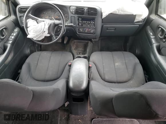 ✅ 2003 Chevrolet S-10 LS • VIN: 1GCDT13X33K117331 • Лот: 44370234. Опубликован ранее на Copart с пробегом Не указан. Бесплатный доступ к архиву аукционных продаж из США и подробный отчёт об истории автомобиля на DreamBid. Изображение 8.