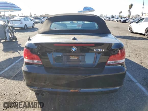 ✅ 2010 BMW 1 Series 128i • VIN: WBAUN1C56AVH82146 • Lot: 79296544. Listed on Copart with 79,976 mi. Free auction sales archive from the USA and detailed vehicle history report at DreamBid. Image 6.