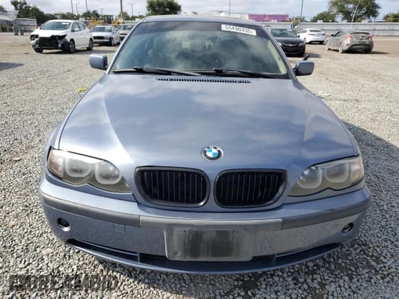 ✅ 2004 BMW 3 Series 330i • VIN: WBAEV53424KM37783 • Lot: 55490435. Listed on Copart with 106,823 mi. Free auction sales archive from the USA and detailed vehicle history report at DreamBid. Image 5.