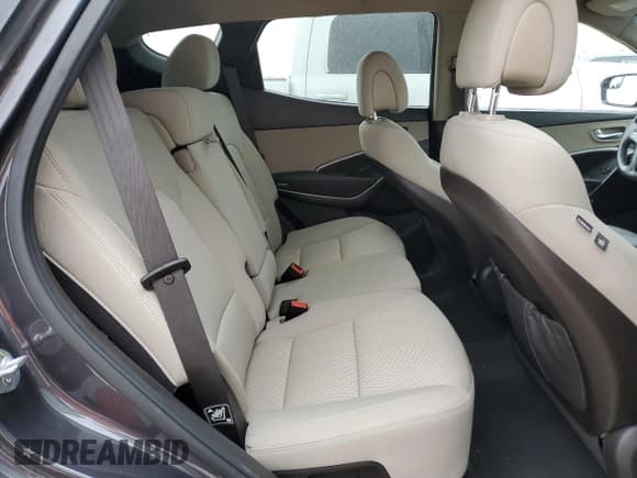 ✅ 2017 Hyundai Santa Fe 2.4L • VIN: 5XYZUDLB3HG390372 • Лот: 81646963. Опубликован ранее на Copart с пробегом 92 798 миль. Бесплатный доступ к архиву аукционных продаж из США и подробный отчёт об истории автомобиля на DreamBid. Изображение 11.