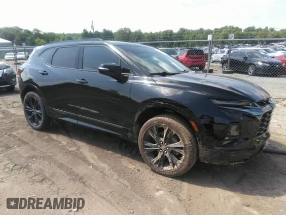 2020 Chevrolet Blazer RS z VIN 3GNKBERS4LS684818, wystawiony jako IAAI lot #42794067 z przebiegiem 63 312 mil mil oraz . Historia ofert i sprzedaży dostępna na DreamBid. Obrazek 1.