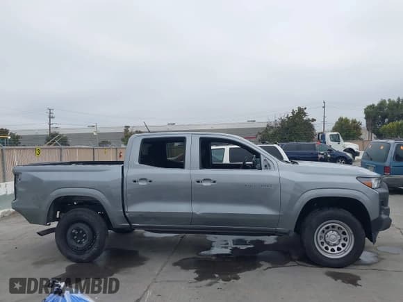✅ 2023 Chevrolet Colorado 2WD Work Truck • VIN: 1GCGSBEC8P1176774 • Лот: 43587268. Опубликован ранее на IAAI с пробегом 37 626 миль. Бесплатный доступ к архиву аукционных продаж из США и подробный отчёт об истории автомобиля на DreamBid. Изображение 14.