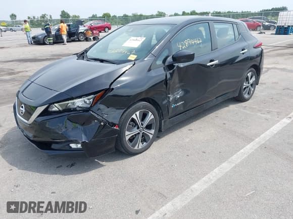 ✅ 2018 Nissan LEAF S • VIN: 1N4AZ1CP5JC303838 • Лот: 42894462. Опубликован ранее на IAAI с пробегом 66 868 миль. Бесплатный доступ к архиву аукционных продаж из США и подробный отчёт об истории автомобиля на DreamBid. Изображение 2.