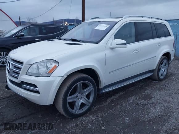 ✅ 2012 Mercedes-Benz GL 550 • VIN: 4JGBF8GE5CA766338 • Lot: 41158629. Listed on IAAI with 162,475 mi. Free auction sales archive from the USA and detailed vehicle history report at DreamBid. Image 2.