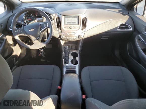 ✅ 2017 Chevrolet Cruze LT • VIN: 1G1BE5SM0H7172774 • Лот: 91687605. Опубликован ранее на Copart с пробегом 103 168 миль. Бесплатный доступ к архиву аукционных продаж из США и подробный отчёт об истории автомобиля на DreamBid. Изображение 8.