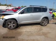 ✅ 2009 Toyota RAV4 Sport • VIN: JTMZK32VX9D001240 • Lot: 43485525. Listed on IAAI with 183,938 mi. Free auction sales archive from the USA and detailed vehicle history report at DreamBid. Image 14.