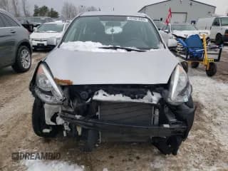 ✅ 2015 Nissan Micra S • VIN: 3N1CK3CP8FL227887 • Lot: 42561085. Listed on Copart with 44,523 mi. Free auction sales archive from the USA and detailed vehicle history report at DreamBid. Image 5.