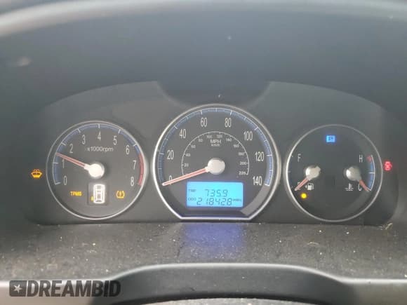 ✅ 2007 Hyundai Santa Fe SE • VIN: 5NMSH13E47H071291 • Lot: 81629814. Listed on Copart with 218,428 mi. Free auction sales archive from the USA and detailed vehicle history report at DreamBid. Image 9.