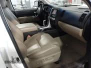 ✅ 2007 Toyota Tundra Limited • VIN: 5TBDV58187S470645 • Lot: 42209704. Wystawiony na IAAI z przebiegiem 223 406 mil. Bezpłatny archiwum sprzedaży aukcyjnych z USA i szczegółowy raport historii pojazdu na DreamBid. Zdjęcie 5.