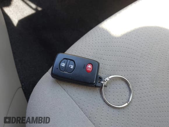 ✅ 2015 Toyota Prius Four • VIN: JTDKN3DU5F1897117 • Lot: 43801711. Listed on IAAI with 59,420 mi. Free auction sales archive from the USA and detailed vehicle history report at DreamBid. Image 11.