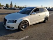 ✅ 2011 Audi A3 Premium Plus • VIN: WAUKEAFM8BA067126 • Лот: 42444945. Опубликован ранее на Copart с пробегом Не указан. Бесплатный доступ к архиву аукционных продаж из США и подробный отчёт об истории автомобиля на DreamBid. Изображение 1.