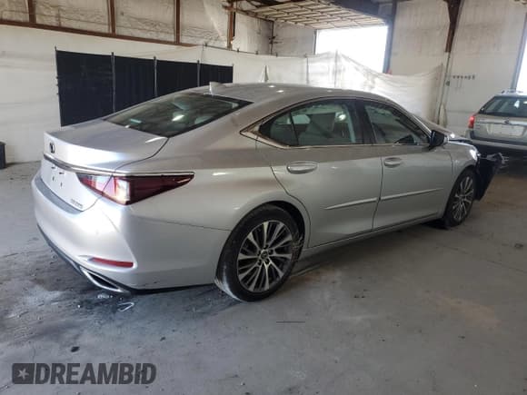 ✅ 2020 Lexus ES 350 • VIN: 58ADZ1B15LU076169 • Lot: 86784655. Listed on Copart with 21,840 mi. Free auction sales archive from the USA and detailed vehicle history report at DreamBid. Image 3.