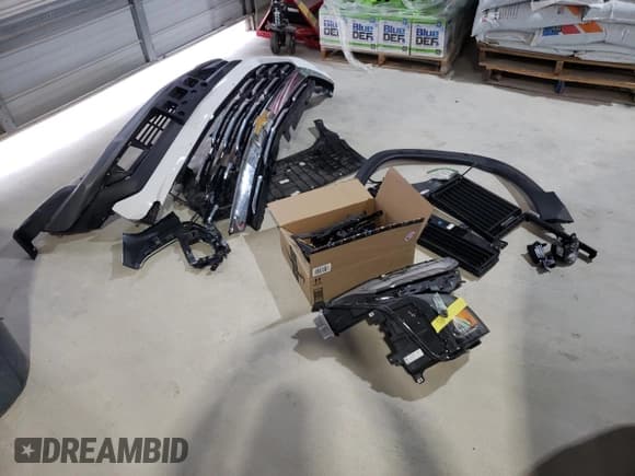 ✅ 2025 Chevrolet Equinox FWD LT • VIN: 3GNAXHEG9SL125645 • Lot: 56001215. Wystawiony na Copart z przebiegiem 9 328 mil. Bezpłatny archiwum sprzedaży aukcyjnych z USA i szczegółowy raport historii pojazdu na DreamBid. Zdjęcie 13.