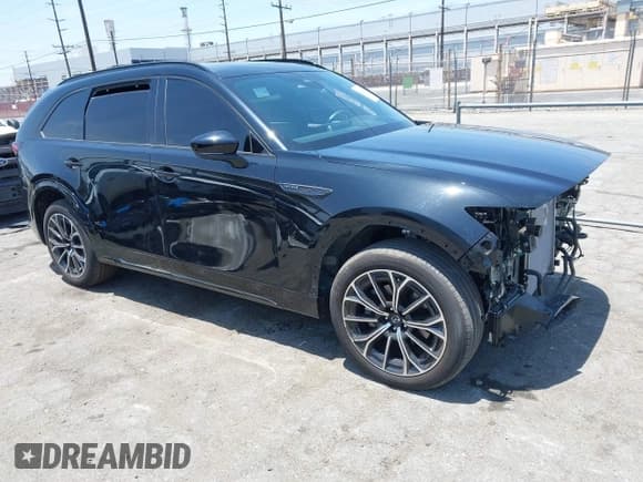 ✅ 2025 Mazda CX-70 S Premium • VIN: JM3KJDHC2S1103517 • Lot: 42460353. Listed on IAAI with 9,030 mi. Free auction sales archive from the USA and detailed vehicle history report at DreamBid. Image 1.