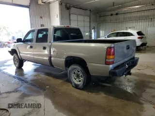 ✅ 2002 GMC Sierra 1500HD SLE • VIN: 1GTGK13U02F170226 • Lot: 76071804. Wystawiony na Copart z przebiegiem 187 996 mil. Bezpłatny archiwum sprzedaży aukcyjnych z USA i szczegółowy raport historii pojazdu na DreamBid. Zdjęcie 2.