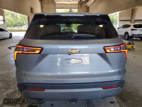 2025 Chevrolet Equinox FWD LT z VIN 3GNAXHEG6SL206845, wystawiony jako Copart lot #58302585 z przebiegiem 8 307 mil mil oraz Czysty tytuł • Clean title. Historia ofert i sprzedaży dostępna na DreamBid. Obrazek 6.