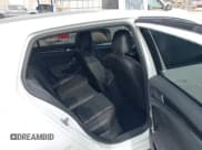 ✅ 2016 Volkswagen Golf GTI S • VIN: 3VW447AU0GM051602 • Lot: 43534940. Wystawiony na IAAI z przebiegiem 92 477 mil. Bezpłatny archiwum sprzedaży aukcyjnych z USA i szczegółowy raport historii pojazdu na DreamBid. Zdjęcie 8.