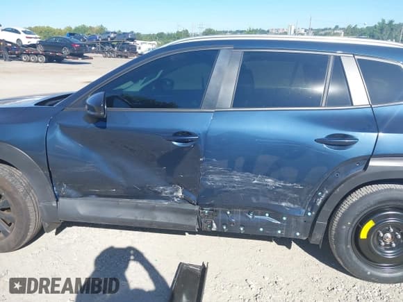 ✅ 2024 Mazda CX-50 S Select • VIN: 7MMVABAM0RN200392 • Lot: 43083688. Listed on IAAI with 22,193 mi. Free auction sales archive from the USA and detailed vehicle history report at DreamBid. Image 6.