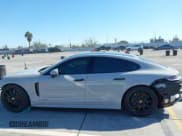 ✅ 2023 Porsche Panamera GTS • VIN: WP0AG2A73PL135487 • Лот: 41712582. Опубликован ранее на IAAI с пробегом 13 653 миль. Бесплатный доступ к архиву аукционных продаж из США и подробный отчёт об истории автомобиля на DreamBid. Изображение 14.