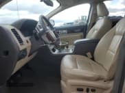 ✅ 2010 Lincoln MKX • VIN: 2LMDJ8JC4ABJ32314 • Lot: 92431555. Listed on Copart with 111,507 mi. Free auction sales archive from the USA and detailed vehicle history report at DreamBid. Image 7.