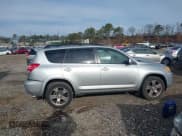 ✅ 2010 Toyota RAV4 Sport • VIN: JTMRF4DV6A5034841 • Лот: 43830218. Опубликован ранее на IAAI с пробегом 125 691 миль. Бесплатный доступ к архиву аукционных продаж из США и подробный отчёт об истории автомобиля на DreamBid. Изображение 13.