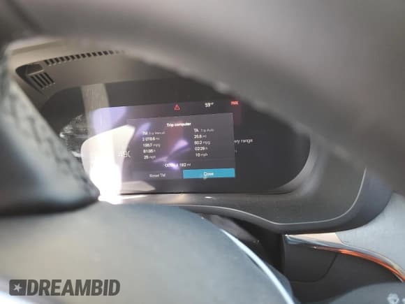 ✅ 2025 Volvo XC60 Ultra • VIN: YV4H60RM9S1000046 • Lot: 77396284. Wystawiony na Copart z przebiegiem 4 192 mil. Bezpłatny archiwum sprzedaży aukcyjnych z USA i szczegółowy raport historii pojazdu na DreamBid. Zdjęcie 9.