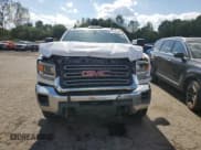✅ 2016 GMC Sierra 2500HD • VIN: 1GT22REG0GZ162617 • Lot: 70888465. Wystawiony na Copart z przebiegiem 195 219 mil. Bezpłatny archiwum sprzedaży aukcyjnych z USA i szczegółowy raport historii pojazdu na DreamBid. Zdjęcie 5.