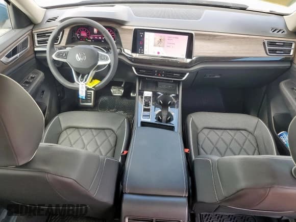 ✅ 2025 Volkswagen Atlas SEL Premium R-Line • VIN: 1V2FR2CA2SC561378 • Lot: 68972005. Wystawiony na Copart z przebiegiem 655 mil. Bezpłatny archiwum sprzedaży aukcyjnych z USA i szczegółowy raport historii pojazdu na DreamBid. Zdjęcie 8.