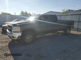 ✅ 2011 Chevrolet Silverado 2500HD LTZ • VIN: 1GC1KYCG7BF157143 • Lot: 81023635. Listed on Copart with 120,551 mi. Free auction sales archive from the USA and detailed vehicle history report at DreamBid. Image 1.