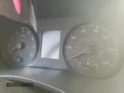 ✅ 2022 Hyundai Accent SE • VIN: 3KPC24A60NE164123 • Лот: 77658384. Опубликован ранее на Copart с пробегом Не указан. Бесплатный доступ к архиву аукционных продаж из США и подробный отчёт об истории автомобиля на DreamBid. Изображение 9.