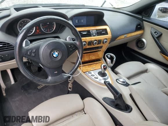 ✅ 2008 BMW 6 Series M6 • VIN: WBSEK93568CY79583 • Lot: 58226955. Wystawiony na Copart z przebiegiem 102 387 mil. Bezpłatny archiwum sprzedaży aukcyjnych z USA i szczegółowy raport historii pojazdu na DreamBid. Zdjęcie 8.