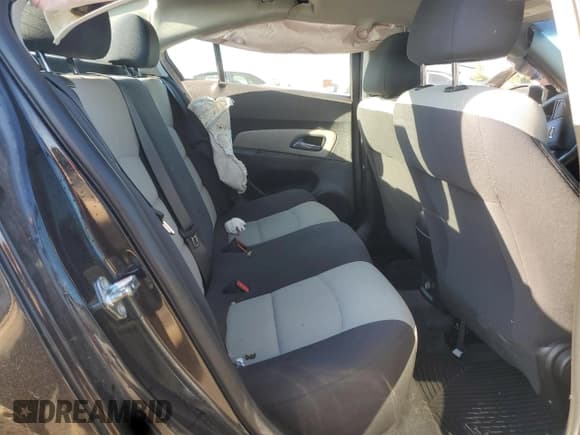 ✅ 2016 Chevrolet Cruze LS • VIN: 1G1PC5SH6G7199538 • Lot: 84286275. Listed on Copart with 89,212 mi. Free auction sales archive from the USA and detailed vehicle history report at DreamBid. Image 10.