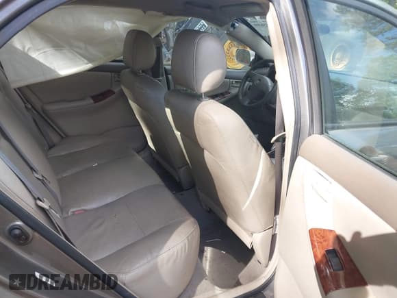 ✅ 2006 Toyota Corolla LE • VIN: 1NXBR30E46Z662205 • Lot: 43385699. Listed on IAAI with 192,795 mi. Free auction sales archive from the USA and detailed vehicle history report at DreamBid. Image 8.