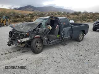 2005 Chevrolet Silverado 1500 LS с VIN 2GCEC19V351101322, выставлен на аукционе Copart как лот 84659485 с пробегом Не указан миль и Списание • Salvage title. История ставок и продаж доступна на DreamBid. Изображение 1.