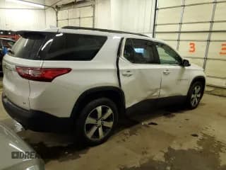 ✅ 2019 Chevrolet Traverse LT • VIN: 1GNEVHKW7KJ194070 • Lot: 82899193. Wystawiony na Copart z przebiegiem 93 469 mil. Bezpłatny archiwum sprzedaży aukcyjnych z USA i szczegółowy raport historii pojazdu na DreamBid. Zdjęcie 3.