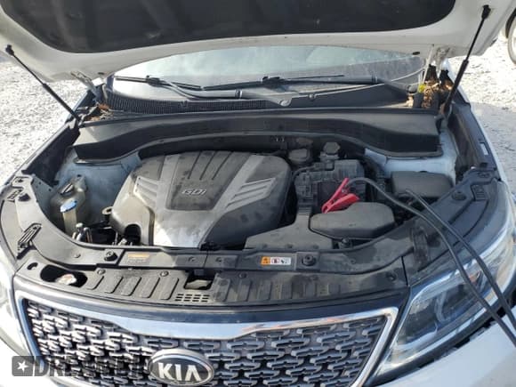 ✅ 2015 Kia Sorento SX • VIN: 5XYKWDA74FG556342 • Lot: 54560325. Listed on Copart with 168,934 mi. Free auction sales archive from the USA and detailed vehicle history report at DreamBid. Image 12.