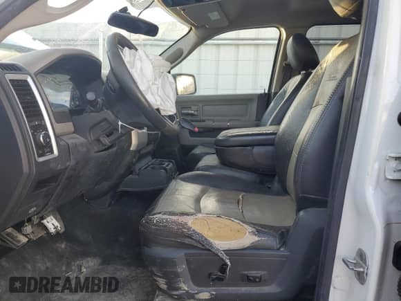 2010 Dodge 1500 Laramie z VIN 1D7RV1GT5AS233964, wystawiony jako Copart lot #44268685 z przebiegiem 189 051 mil mil oraz Szkoda całkowita • Salvage title. Historia ofert i sprzedaży dostępna na DreamBid. Obrazek 7.