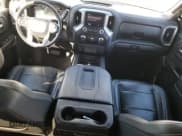 ✅ 2019 GMC Sierra 1500 SLT • VIN: 3GTP8DED6KG199693 • Лот: 84062355. Опубликован ранее на Copart с пробегом 91 500 миль. Бесплатный доступ к архиву аукционных продаж из США и подробный отчёт об истории автомобиля на DreamBid. Изображение 8.