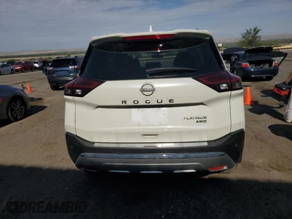 ✅ 2022 Nissan Rogue Platinum • VIN: JN8BT3DD5NW275516 • Lot: 68357565. Listed on Copart with 51,949 mi. Free auction sales archive from the USA and detailed vehicle history report at DreamBid. Image 6.