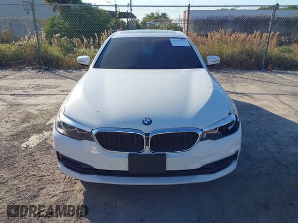 ✅ 2019 BMW 5 Series 530i xDrive • VIN: WBAJA7C58KWC77674 • Лот: 43717345. Опубликован ранее на IAAI с пробегом 97 457 миль. Бесплатный доступ к архиву аукционных продаж из США и подробный отчёт об истории автомобиля на DreamBid. Изображение 12.