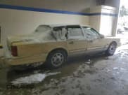 ✅ 1997 Lincoln Town Car Executive • VIN: 1LNLM81W1VY601022 • Lot: 82704885. Listed on Copart with 110,776 mi. Free auction sales archive from the USA and detailed vehicle history report at DreamBid. Image 3.