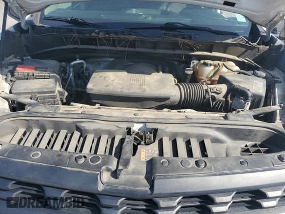 ✅ 2019 Chevrolet Silverado 1500 Work Truck • VIN: 1GCRWAEH1KZ425252 • Lot: 84888815. Wystawiony na Copart z przebiegiem 183 467 mil. Bezpłatny archiwum sprzedaży aukcyjnych z USA i szczegółowy raport historii pojazdu na DreamBid. Zdjęcie 11.