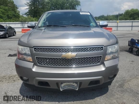 ✅ 2007 Chevrolet Suburban LTZ • VIN: 3GNFK16Y17G313207 • Lot: 62440655. Wystawiony na Copart z przebiegiem 255 152 mil. Bezpłatny archiwum sprzedaży aukcyjnych z USA i szczegółowy raport historii pojazdu na DreamBid. Zdjęcie 5.