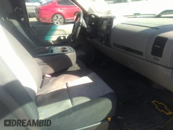 ✅ 2007 Chevrolet Silverado 1500 Work Truck • VIN: 1GCEC14C17Z533312 • Лот: 41596375. Опубликован ранее на IAAI с пробегом 243 738 миль. Бесплатный доступ к архиву аукционных продаж из США и подробный отчёт об истории автомобиля на DreamBid. Изображение 5.