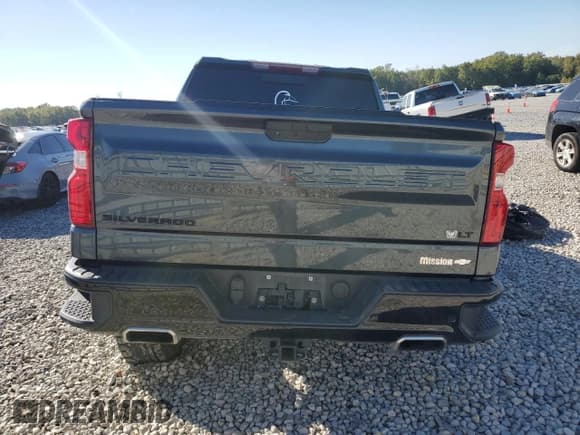 ✅ 2019 Chevrolet Silverado 1500 LT Trail Boss • VIN: 3GCPYFED7KG183711 • Lot: 82708405. Wystawiony na Copart z przebiegiem 121 743 mil. Bezpłatny archiwum sprzedaży aukcyjnych z USA i szczegółowy raport historii pojazdu na DreamBid. Zdjęcie 6.