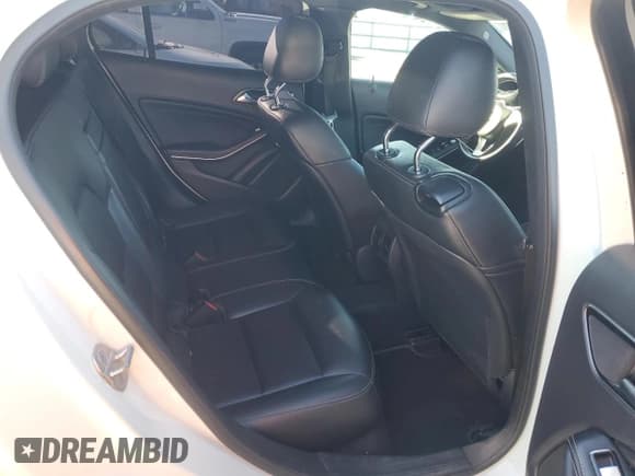 ✅ 2016 Mercedes-Benz GLA 250 • VIN: WDCTG4GB6GJ189243 • Lot: 87274425. Listed on Copart with 75,250 mi. Free auction sales archive from the USA and detailed vehicle history report at DreamBid. Image 11.